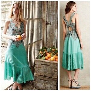 Maeve Anthropologie Paisley Midi Dress 6 Sleeveless V-Neck Pleated Hem Boho Chic